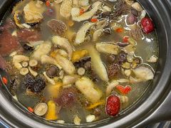 -野菌皇海景野生菌火锅(滨海大道店)