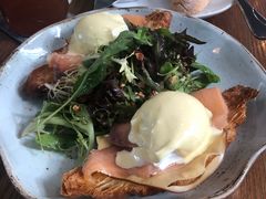 -ROAST coffee & eatery