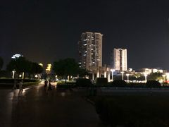 -人民广场