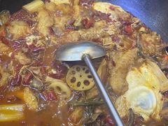 -曹丞相·地锅鸡·地锅鱼(武林店)