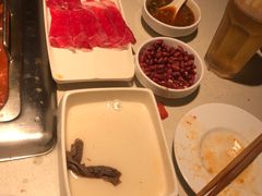-海底捞火锅鲜切牛肉主题店(长寿路店)