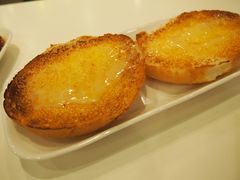 奶油猪仔包-翠华餐厅(山顶道店)