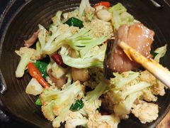 -万重锦·人文川菜馆(骡马市店)