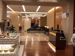 -湖景知味西餐厅•自助餐• 轻食(南京金茂威斯汀大酒店)