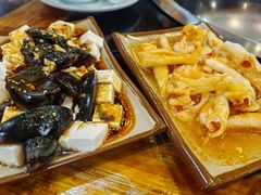 -三里屯土灶炖公鸡地锅鸡(江东店)