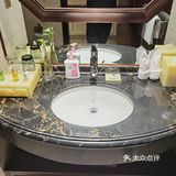 地下室有车位（住宿完领停车券）