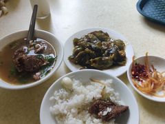 -万盛园炖肉馆(云峰店)