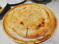 新疆土坑烤馕-巴扎美食·新疆菜·西域歌舞表演餐厅(新疆大厦店)