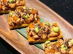 一口黑松露鸭肝-wann lounge 低温慢煮牛排·清吧