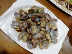 -老东镇啤酒屋海鲜加工·蒸汽海鲜·海鲜烧烤(台东店)