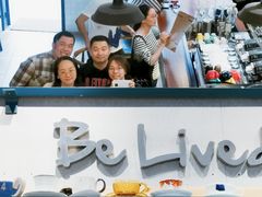 -Be Lived Cafe比例咖啡(摩天轮店)