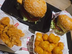 -The Habit Burger Grill 哈比特汉堡(复兴soho店)