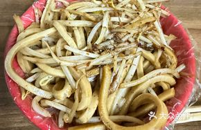 Stir-fried Buckwheat Noodle Skin
