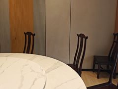 -梅利汴京烤鸭•开封豫菜地标店(东大街店)