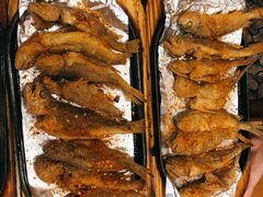 干炸黄花鱼-老东镇啤酒屋海鲜加工·蒸汽海鲜·海鲜烧烤(台东店)