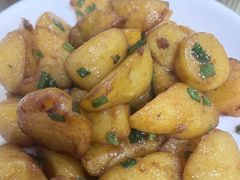 -芦茨金富饭庄·25年老字号·专做稻草鸡