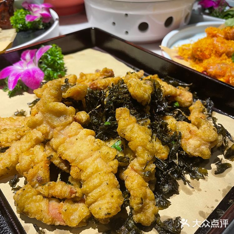 ✨景区里的宝藏杭帮菜餐厅就是👉🏻乾堂里啦!