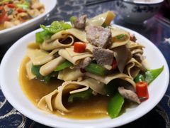 豆皮炒肉-国生茶庄·地道农家菜团建活动