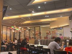 -潮庭港式茶餐厅·熊仔奶茶(同济广场店)