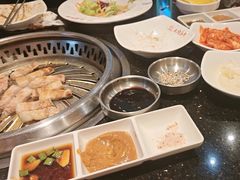 -木槿花韩式炭烤·熟成肉工坊(孙文东路店)
