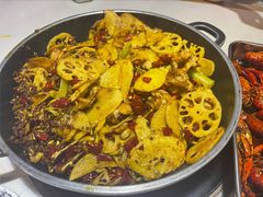 招牌干锅牛蛙-蛙蛙叫干锅年代(簋街总店)