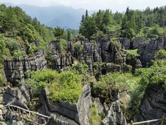 -梭布垭石林景区