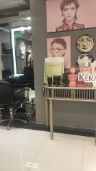 -TONI&GUY