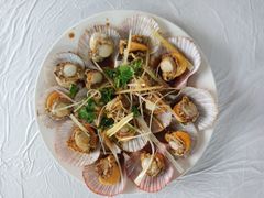 油泼扇贝-1910老鲁味海鲜·戳子肉·青岛菜(金沙滩店)