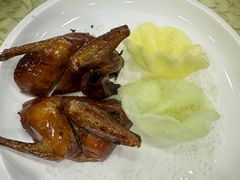 -鹏城人家海鲜酒家·23年老字号(较场尾店)