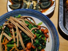 -巴依兄弟西域美食(机场店)