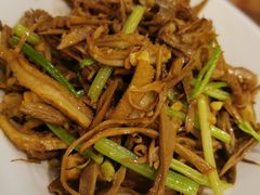 -丹江口渔村·湘味厨房(桃园店)