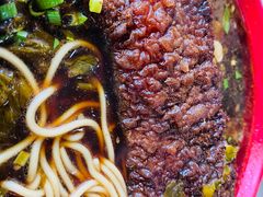 -小龙大肉面馆