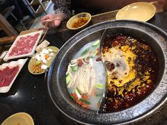 -唇辣号重庆老火锅(亦庄店)