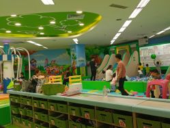 -孩子王童乐园(洛阳万达店)