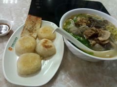 -华威达牛庄(黄埔大道西店)
