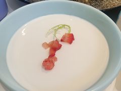 果粒手工杏仁豆腐-玲珑·新粤菜(安华汇店)
