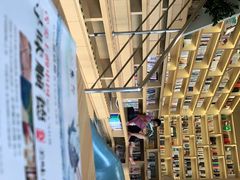 -新华书店(顺峰山公园店)