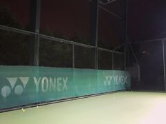 -成都高新创新角度网球俱乐部