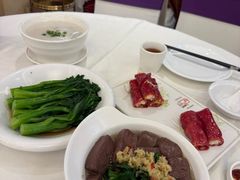 -万山楼海鲜酒家·二十三年老字号