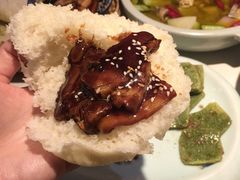 酒酿馒头配扣肉-卯时·龙光雅宴·精致锡帮菜(惠山古镇店)