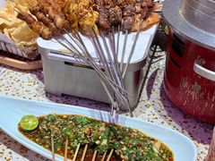 -小董哥烤串·爆汁大油边(故宫店)