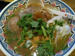 -鑫花溪牛肉米粉(人民广场店)