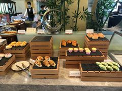 -鲤鱼洲酒店港鲤咖啡厅