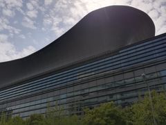-上海跨国采购会展中心