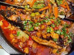 -鸣记脆皮烤鱼·海鲜烤鱼(三八广场店)