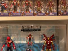 -名创优品(北京新中关购物中心地铁层店)