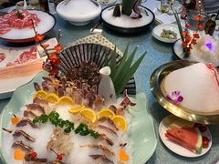-德天肥牛海鲜火锅(龙吟坊店)