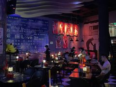 -INLOVE Live House