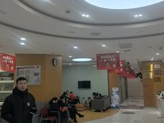 -雅悦齿科(顾村公园店)