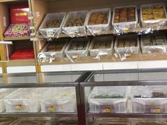 面包甜点陈列柜-百年义利(黄寺大街店)